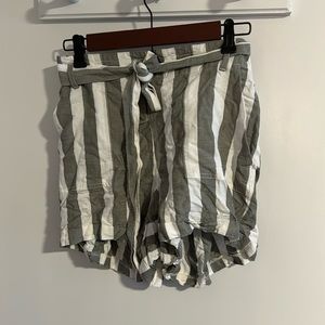 Loft outlet high rise short